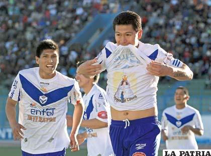 Calderón y Saucedo, jugadores de San José