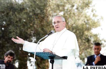 El Papa Francisco llama a no olvidarse de Dios