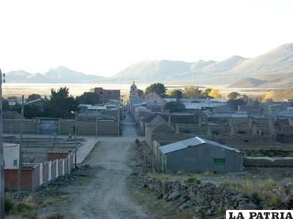 Una vista de Salinas de Garci Mendoza