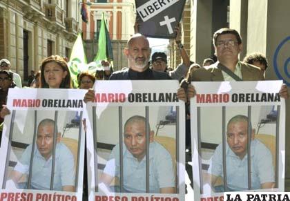 Candidatos a diputados por La Paz y militantes del MSM piden libertad de Mario Orellana