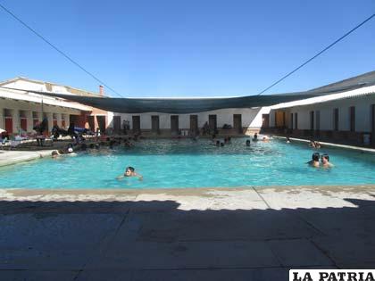 Aguas termales de Obrajes