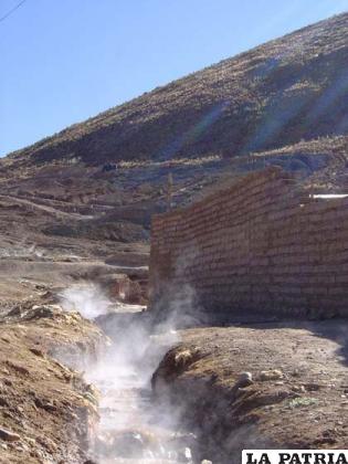 Aguas termales de Pumiri