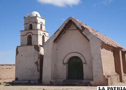 Templo de Tres Cruces, patrimonio cultural del departamento de Oruro