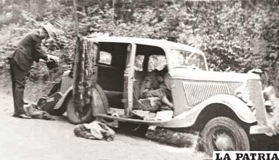 El carro en el que fueron acribillados Bonnie Parker y Clyde Barrow