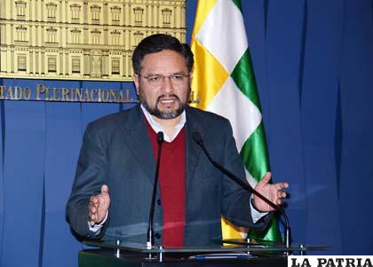 El viceministro Alfredo Rada asegura que el Gobierno no aceptará presiones de ningún grupo