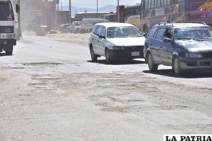 Deterioro en asfaltado de la avenida Circunvalación