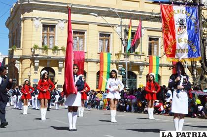 La banda mayor participa en el desfile del 6 de Agosto de 2014