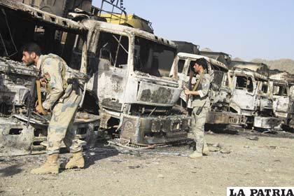 Continúan los ataques suicidas contra tropas de la OTAN estacionadas en Afganistán