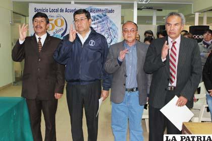 Hernán Herrera, J. Carlos Verduguez, Walter Veizaga y Freddy Medina (de izquierda a derecha) son los nuevos administrativos de SeLA