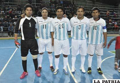 Los integrantes de Importadora Murillo
