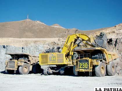 La actividad de la minería privada cubre el mayor porcentaje en el volumen de producción minera y en la obtención de beneficios