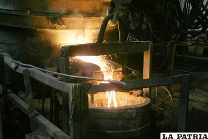 Producción de acero crudo