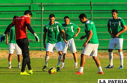 Carlos Lampe apunta a la titularidad en la selección boliviana /APG