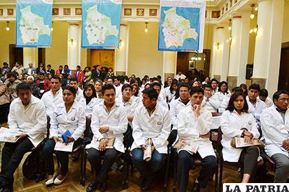 Médicos que realizarán su especialización en Cuba /ABI