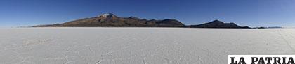 Salar de Thunupa