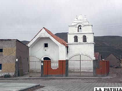 Frontis del Templo de La Rivera