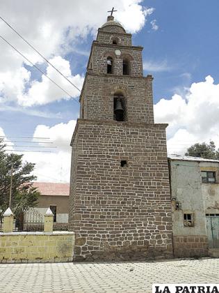 Torre de la iglesia de Huayllamarca