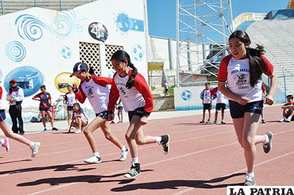 Durante las prueba de atletismo del nivel Secundario