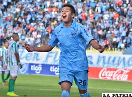 Erwin Saavedra habitualmente es titular en Bolívar /APG