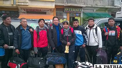 Parte de la delegación orureña de raquetbol