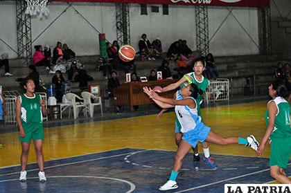 Llallagua obtuvo su primera victoria a costa de Villa Montes