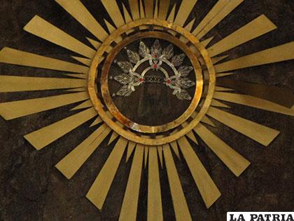 Imagen de Cristo en roca, visitado por feligreses cada año en la iglesia de Pazña