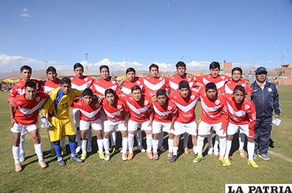 El plantel de jugadores de Rosario Central en la Sub-19