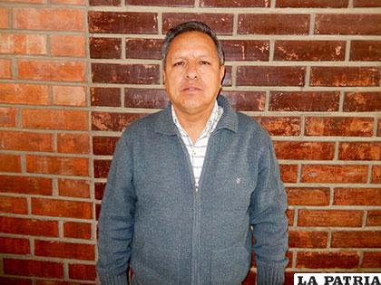 Valentín Humacayo entrenador orureño de fútbol de salón