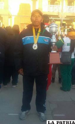 Clemente Huanaco obtuvo la medalla de plata en atletismo