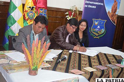 Gobernación y CIQ firmaron contrato interinstitucional