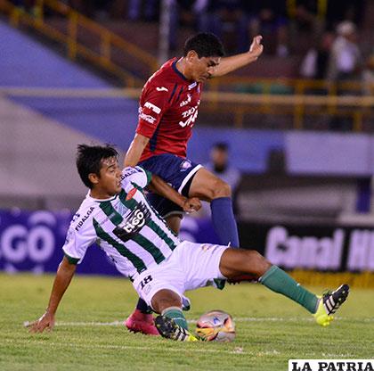 Fue empate 1-1 la última vez que jugaron en Cochabamba el 14/02/2016 /APG
