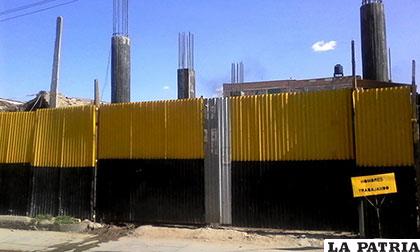 Avanzan  trabajos de construcción de nuevo edificio del colegio Ignacio León