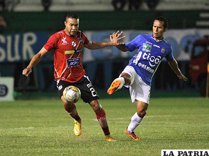 La última vez que jugaron en Santa Cruz, venció Nacional Potosí (2-1) el 26/02/2016 /APG