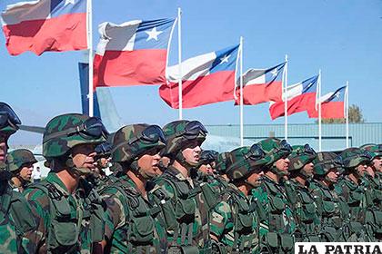 Militares chilenos celosos ante la posibilidad de quitarles el 10% de sus ingresos para compra de armas /elpais.cr