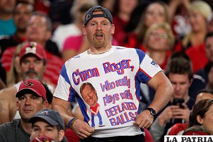 La clásica chanza de que Goodell tiene desinflados los balones /AS.COM