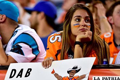 Esta señorita era el plan C por si lo de Trevor Siemian tampoco salía bien /AS.COM
