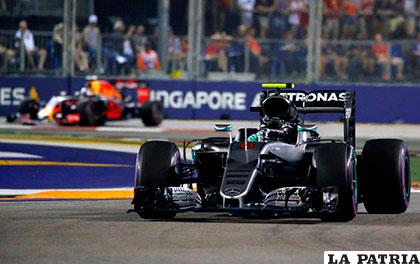 Nico Rosberg en plena competencia /AS.COM