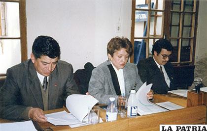 En una de las sesiones del Concejo Municipal