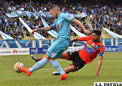 Hugo Bargas intenta superar la marca de Carlos Tordoya /APG