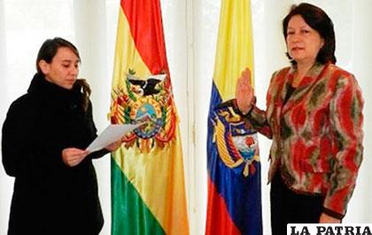 Embajadora de Colombia en Bolivia, Edith Andrade (der.) /Embajada de Colombia