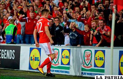 Bed Woodburn, autor del gol de Gales que venció a Austria 1-0
