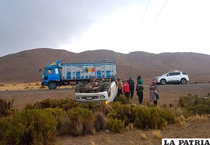 El incidente ocurrió en la vía Oruro - Potosí