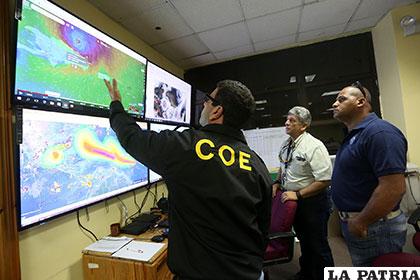Monitorean desplazamiento del huracán /contactohoy.com