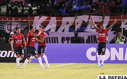 Edward Zenteno, a los 4 minutos, abrió la cuenta en favor de Wilstermann /APG
