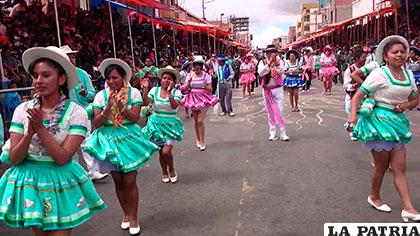 La danza del Salay se aprecia en el Carnaval de Oruro