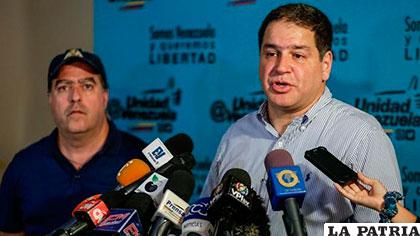 Líderes de la oposición venezolana escogen a países para mediar en diálogo con gobierno