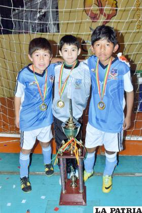 Argandoña, Saavedra y Ríos, campeones el 2016 en Sucre