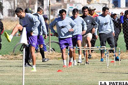 La plantilla de jugadores de San José reiniciará su labor de preparación esta tarde