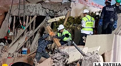 Labores de rescate en México tras terremoto /gob.mex