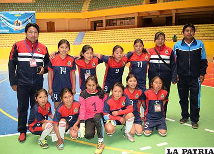 El equipo de Cacachaca representará a Oruro en el futsal
